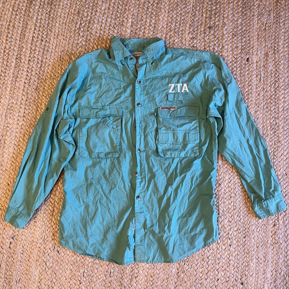 ZETA HOOK AND TACKLE FISHING SHIRT. Size MEDIUM - Sorority- Greek life